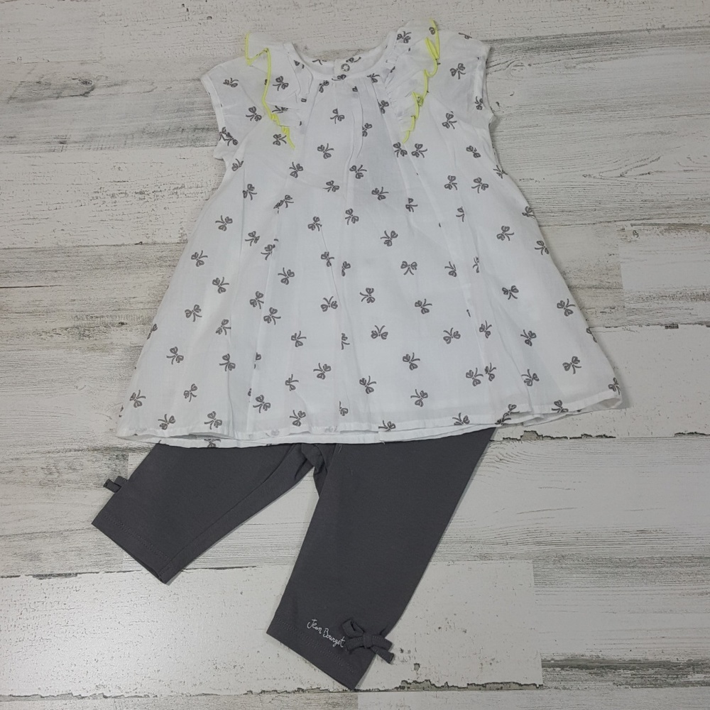 Jean Bourget  Girl 2 Piece Set Size 18 month